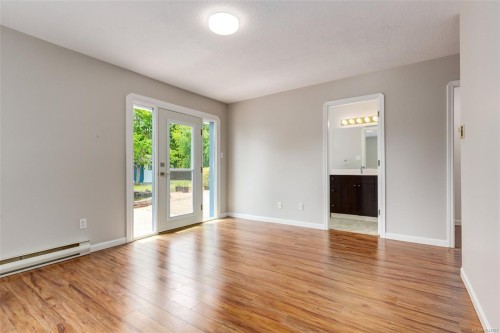 1252 Bunker Pl, French Creek, BC 