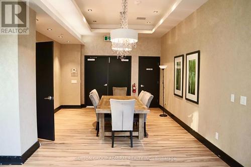 1008 - 9618 Yonge Street, Richmond Hill, ON - Indoor