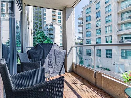 207 - 2087 Lake Shore Boulevard, Toronto, ON - Outdoor With Balcony