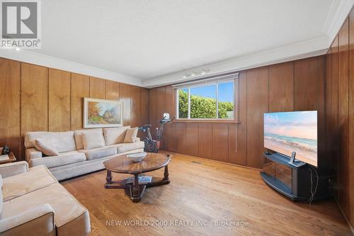 48 Clair Road, Toronto, ON - Indoor Photo Showing Living Room