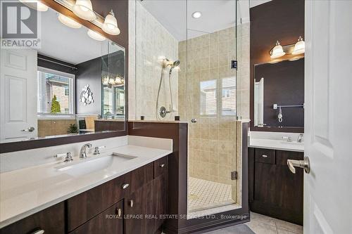 693 Savoline Boulevard, Milton, ON - Indoor Photo Showing Bathroom
