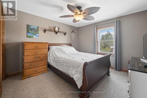 27 St Paul Street, Kawartha Lakes, ON - Indoor Photo Showing Bedroom