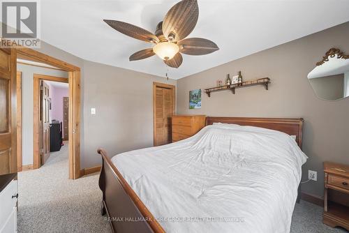 27 St Paul Street, Kawartha Lakes, ON - Indoor Photo Showing Bedroom