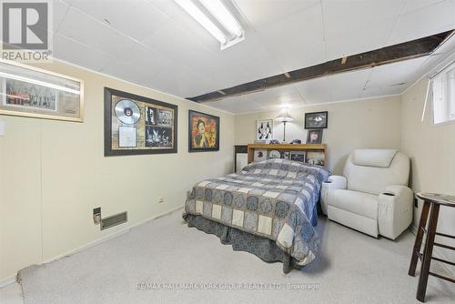 27 St Paul Street, Kawartha Lakes, ON - Indoor Photo Showing Bedroom