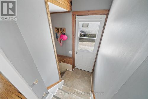 27 St Paul Street, Kawartha Lakes, ON - Indoor Photo Showing Other Room