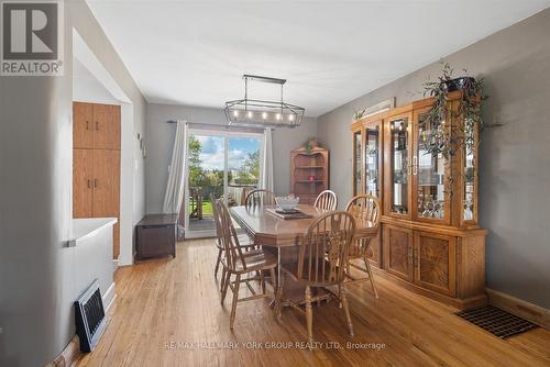 27 St Paul Street, Kawartha Lakes, ON - Indoor Photo Showing Dining Room
