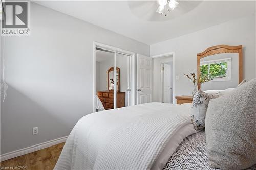 56 Renwick Avenue, Cambridge, ON - Indoor Photo Showing Bedroom