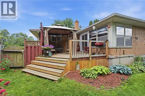 56 Renwick Avenue, Cambridge, ON - Outdoor