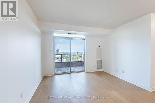 2110 - 3880 Duke Of York Boulevard, Mississauga, ON - Indoor Photo Showing Other Room
