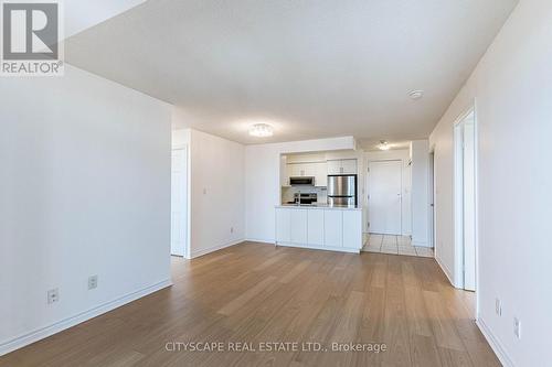 2110 - 3880 Duke Of York Boulevard, Mississauga, ON - Indoor