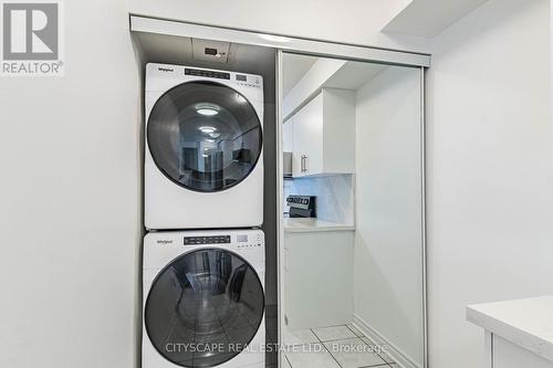 2110 - 3880 Duke Of York Boulevard, Mississauga, ON - Indoor Photo Showing Laundry Room