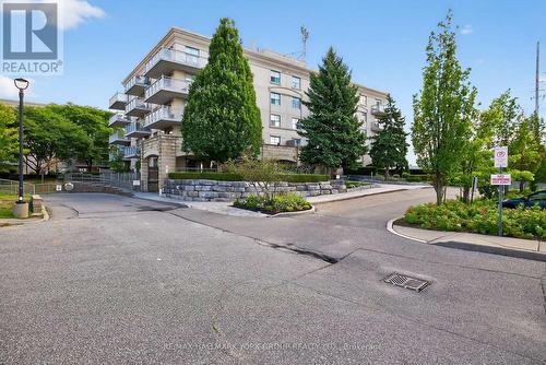 509 - 2500 Rutherford Road, Vaughan, ON - Outdoor