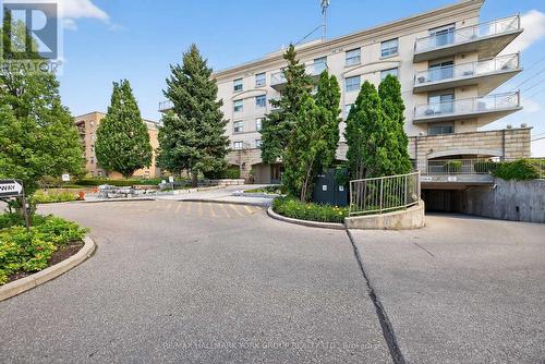 509 - 2500 Rutherford Road, Vaughan, ON - Outdoor