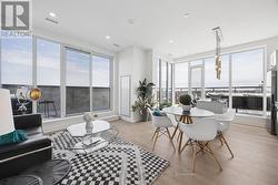 1503 - 705 DAVIS DRIVE Newmarket, ON L3Y 2R2