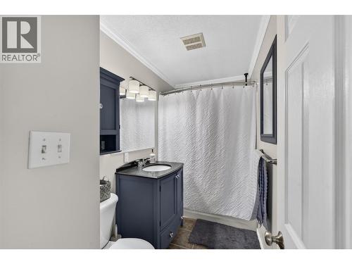 1128 118 Avenue, Dawson Creek, BC - Indoor Photo Showing Bathroom