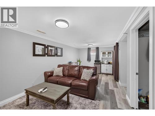 1128 118 Avenue, Dawson Creek, BC - Indoor Photo Showing Living Room