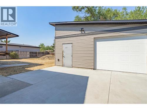 240 Petch Road, Kelowna, BC - Outdoor