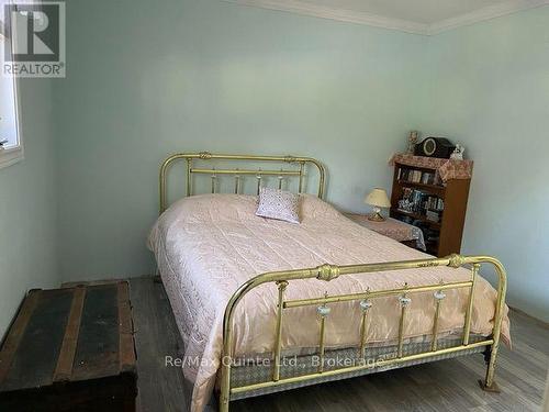 1874 Stockdale Road, Quinte West (Murray Ward), ON - Indoor Photo Showing Bedroom