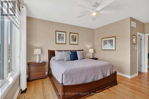 724 Parade Drive, Ottawa, ON - Indoor Photo Showing Bedroom