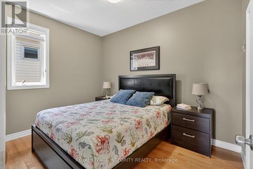 724 Parade Drive, Ottawa, ON - Indoor Photo Showing Bedroom