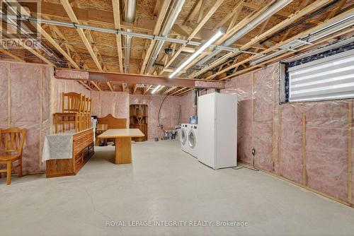 724 Parade Drive, Ottawa, ON - Indoor Photo Showing Basement