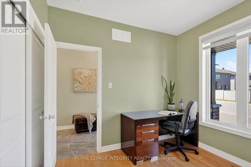 724 Parade Drive, Ottawa, ON - Indoor