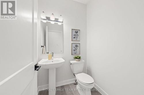53 Mac Beattie Drive, Arnprior, ON - Indoor Photo Showing Bathroom