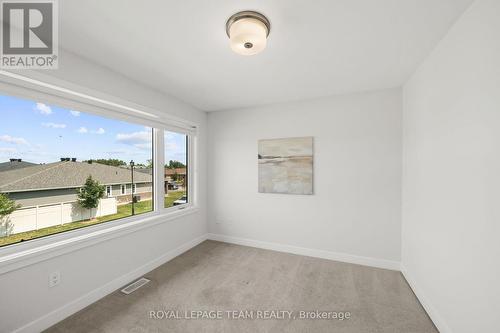 53 Mac Beattie Drive, Arnprior, ON - Indoor Photo Showing Other Room