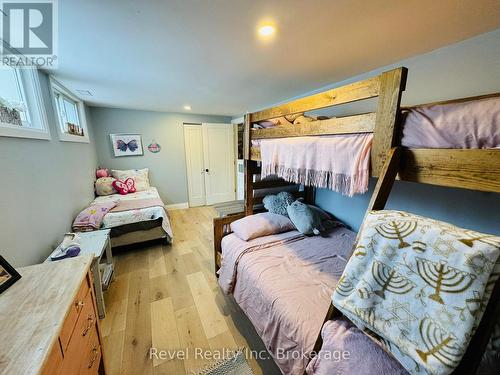 541 Donald Street, Mattawa, ON - Indoor Photo Showing Bedroom
