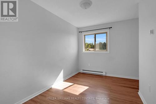 2 - 22 Meadow Lane, Barrie, ON - Indoor Photo Showing Other Room