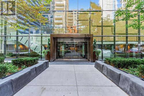 1406 - 33 Charles Street E, Toronto, ON - Outdoor
