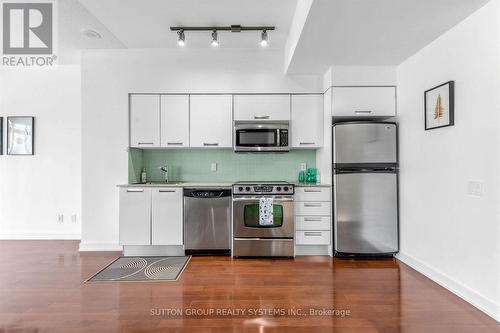 1406 - 33 Charles Street E, Toronto, ON - Indoor Photo Showing Kitchen