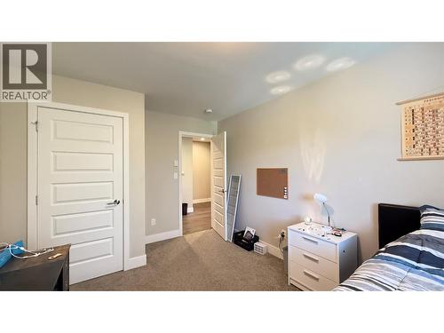 2410 Perrier Lane Unit# A, Nelson, BC - Indoor Photo Showing Bedroom