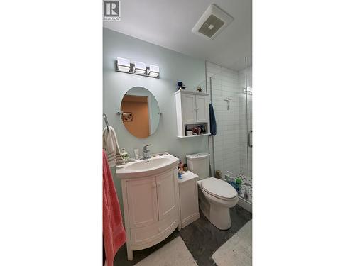 2410 Perrier Lane Unit# A, Nelson, BC - Indoor Photo Showing Bathroom
