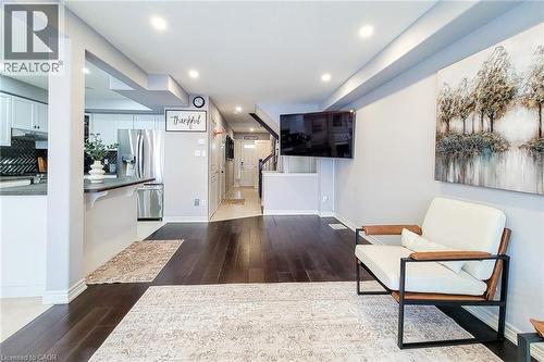 26 Magnificent Way, Binbrook, ON - Indoor Photo Showing Other Room