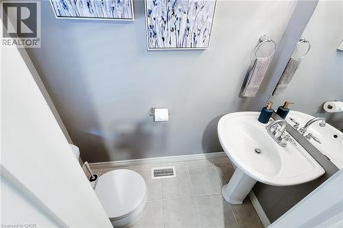 26 Magnificent Way, Binbrook, ON - Indoor Photo Showing Bathroom