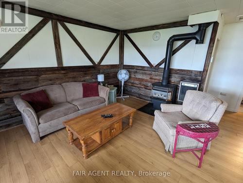 743022 Dawson Point Road, Timiskaming (Tim - Outside - Rural), ON 