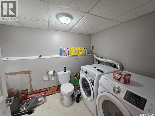 155 Carter Crescent, Saskatoon, SK - Indoor Photo Showing Laundry Room