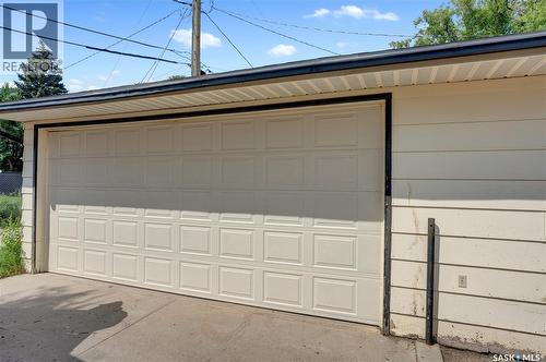 1426 Southam Street, Regina, SK - Outdoor
