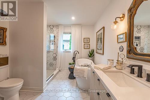 5 Sailing Club Drive, Kawartha Lakes (Bobcaygeon), ON - Indoor Photo Showing Bathroom