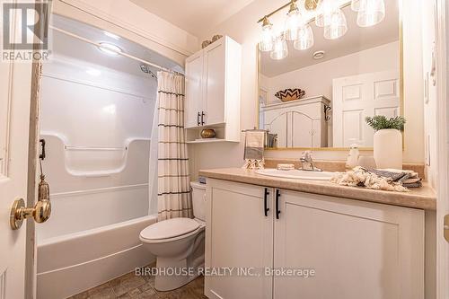 5 Sailing Club Drive, Kawartha Lakes (Bobcaygeon), ON - Indoor Photo Showing Bathroom