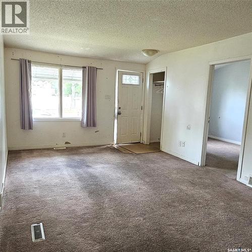 2027 Montreal Street, Regina, SK - Indoor Photo Showing Other Room