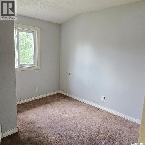 2027 Montreal Street, Regina, SK - Indoor Photo Showing Other Room