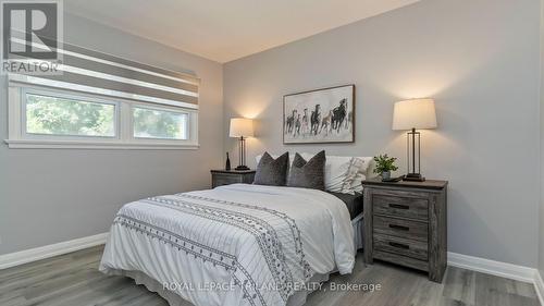 171 Dawn Drive, London East (East H), ON - Indoor Photo Showing Bedroom