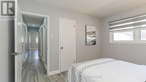 171 Dawn Drive, London East (East H), ON - Indoor Photo Showing Bedroom