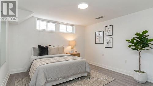 lower level bedroom/office - 171 Dawn Drive, London East (East H), ON - Indoor Photo Showing Bedroom