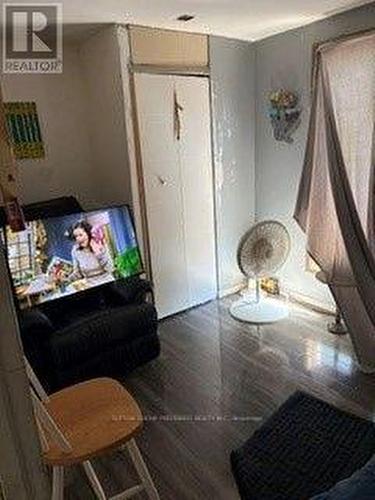 1136 Brydges Street, London East (East M), ON - Indoor Photo Showing Other Room
