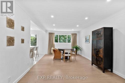 1502 Farnsworth Avenue, Ottawa, ON - Indoor