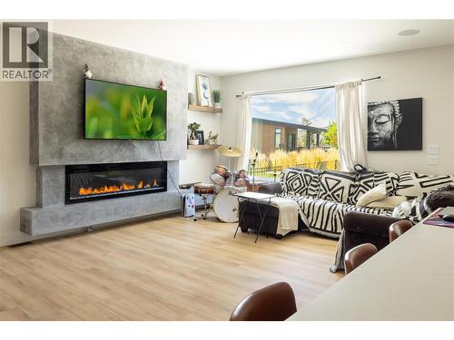 10272 Long Road, Lake Country, BC - Indoor Photo Showing Living Room With Fireplace