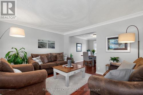 50 Payette Drive, Penetanguishene, ON - Indoor Photo Showing Living Room